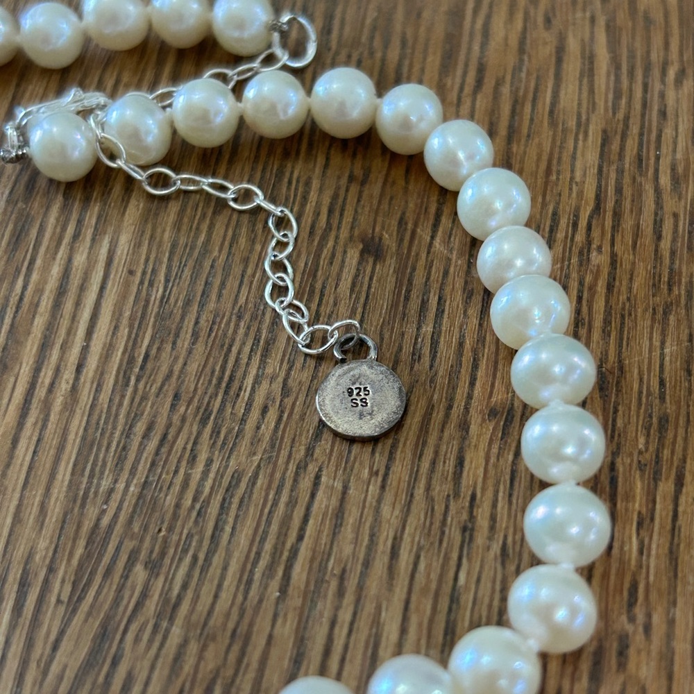 Ralph Lauren Ivory Pearl Necklace with Silver Accents - Picture 3 of 4